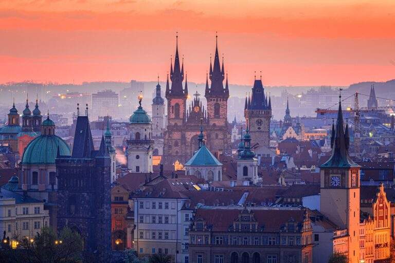 Un atardecer espectacular en Praga