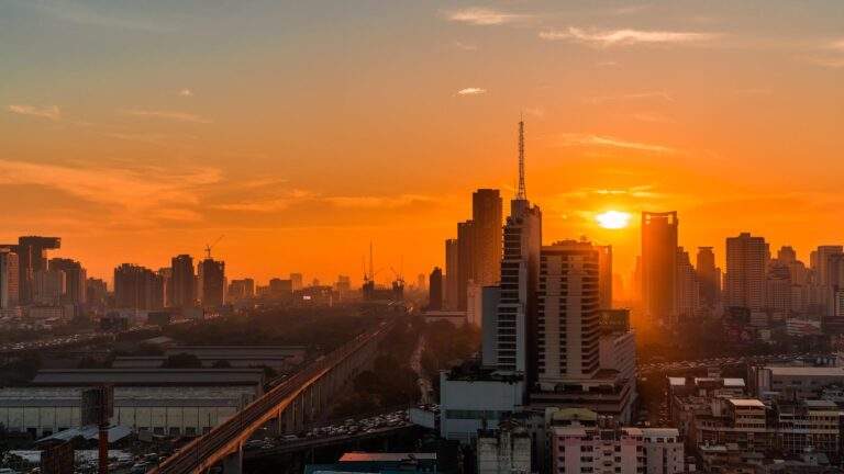 El amanecer en Bangkok