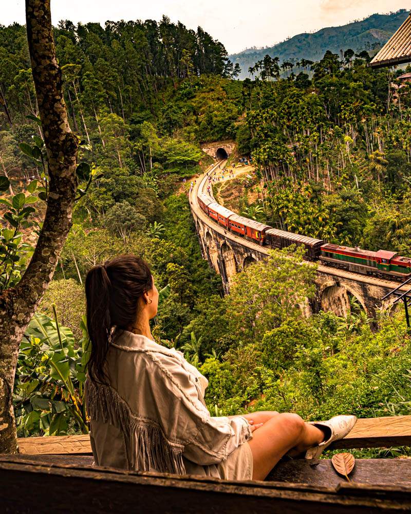 Vistas hacia el puente de Ella