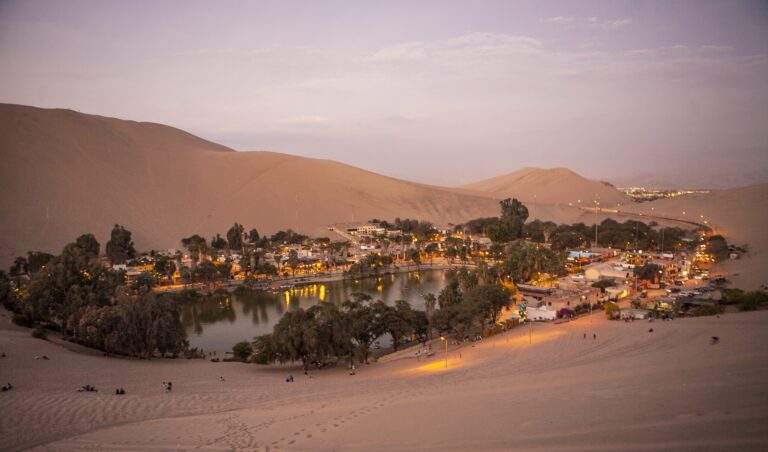 El atardecer en Huacachina