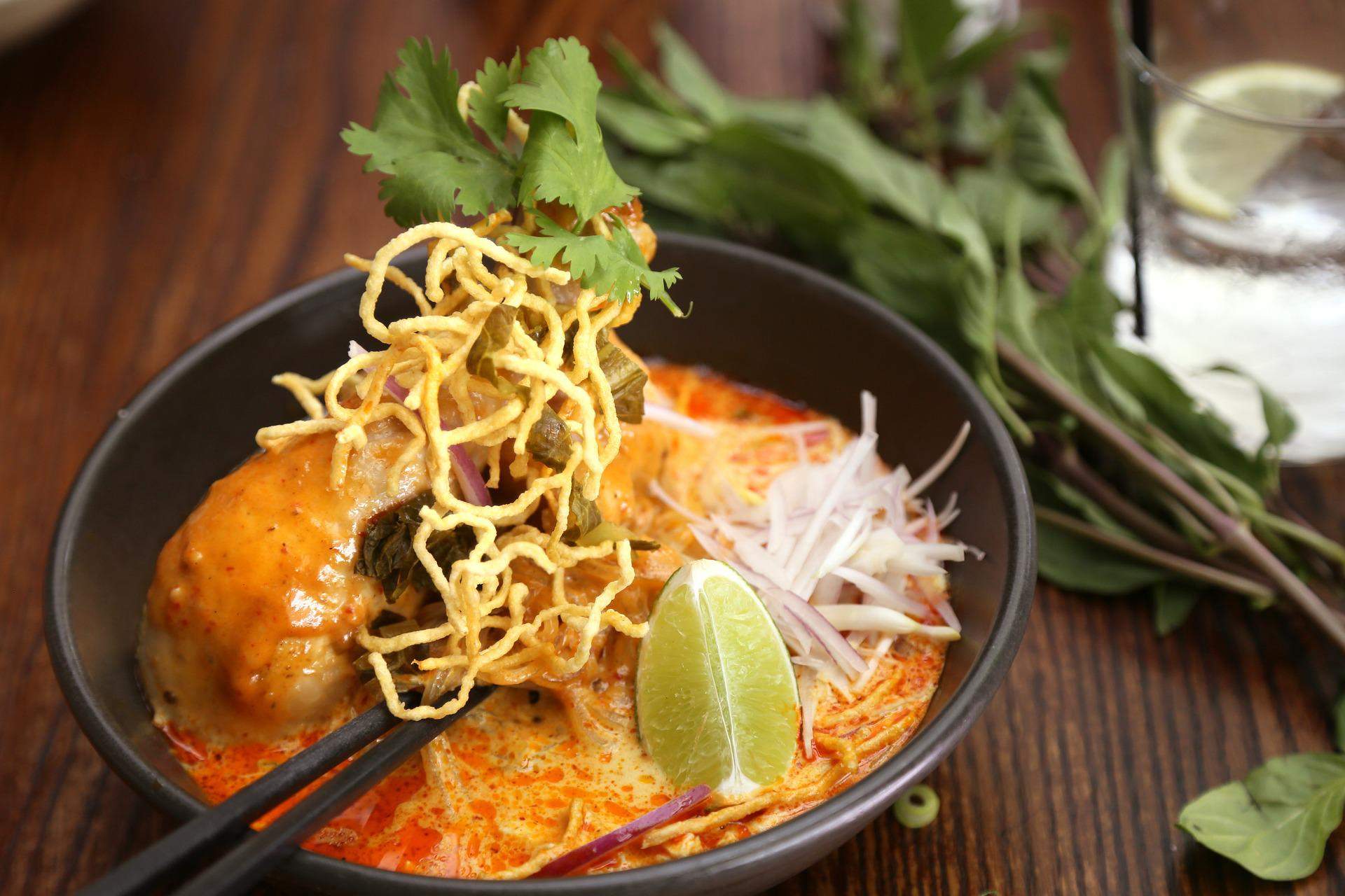 Sopa tradiconal Khao Soi