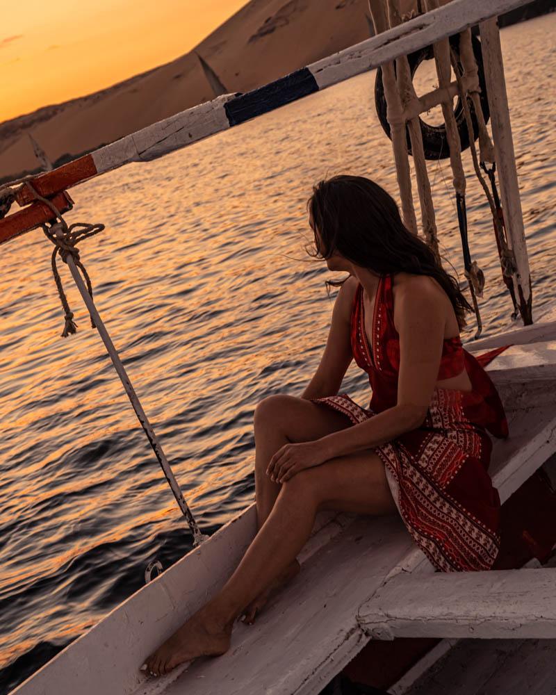 Navigando en un barco de Vela en asuan